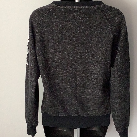 ROOTS Mont Tremblant Canada Sweatshirt - Picture 5 of 12